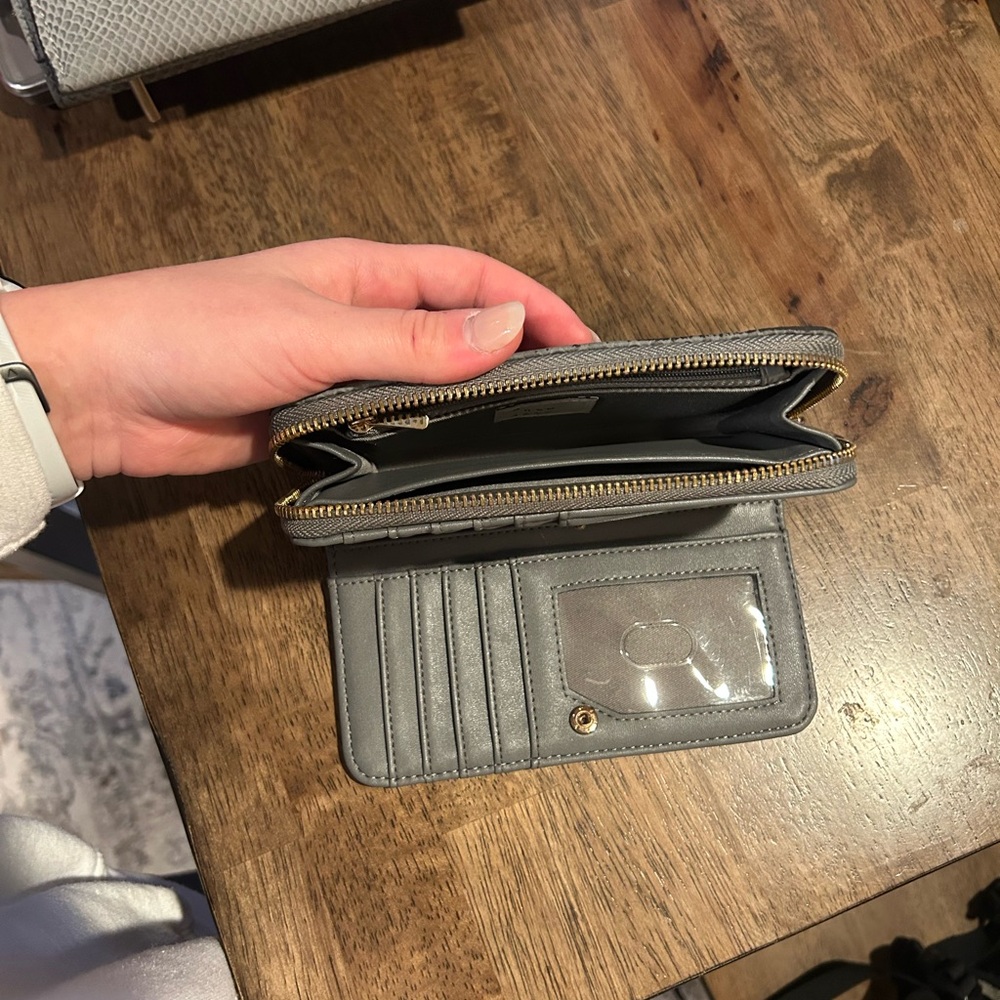 Wallet - Picture 3 of 3